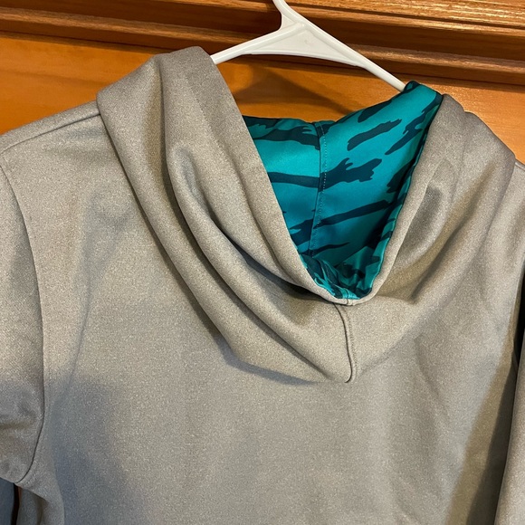 Under Armour Hoodie Small - Picture 5 of 5